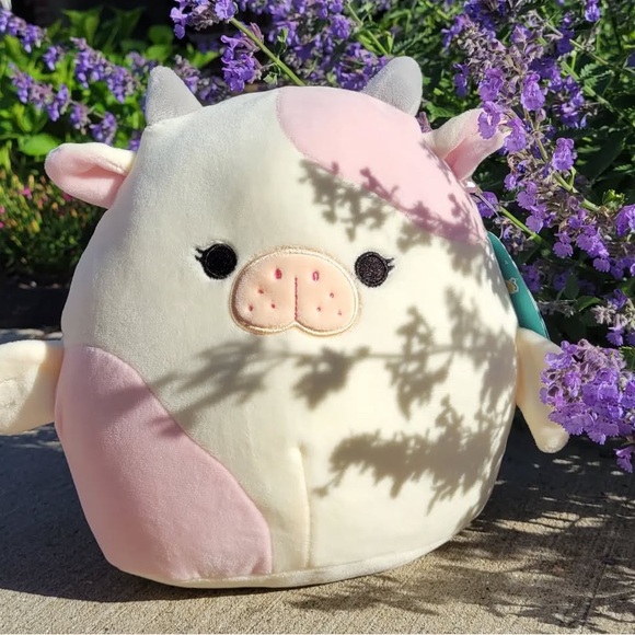 8inch Malia the Seacow Squishmallows™ NWT - Picture 3 of 9